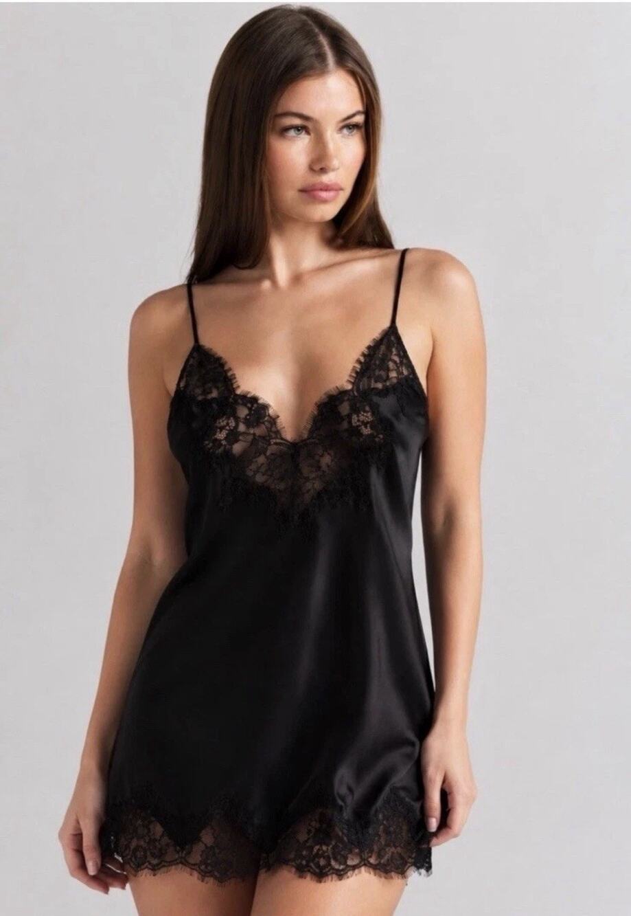 SKIMS Women’s Medium Silk Lace Mini Slip Dress Black Onyx NWT $198